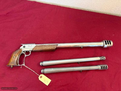 M.O.A. CORP SINGLE SHOT PISTOL ~ 3 BARRELS. ~ 300 W.S.M , 350 REM, 458 WIN ~