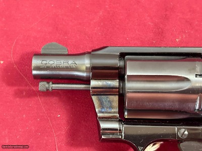 COLT COBRA LIGHTWEIGHT REVOLVER ~ COLT HAMMER SHROUD ~ 38 SPECIAL ~ MADE 1961 - Image 5 of 13