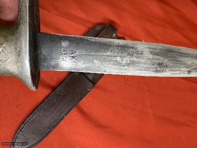WWII AUSTRALIAN AKE FIGHTING KNIFE W/ SHEATH - Image 7 of 7