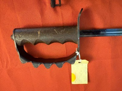 WWI AC CO. USA 1917 TRENCH FIGHTING KNIFE DATED 1917 - Image 4 of 18