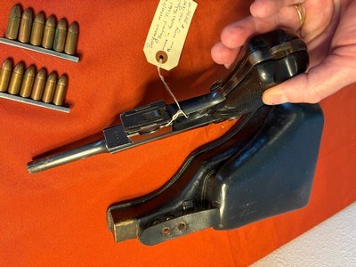 DUTCH BERGMANN BREVETE MODEL 1910/21 SEMI AUTO PISTOL 9MM LARGO W/ HOLSTER ~ Sale $2950.00 - Image 5 of 17