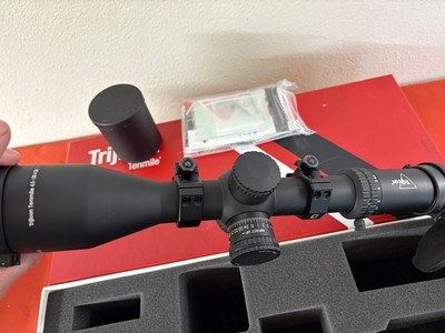TRIJICON RIFLE SCOPE 4.5-30x56mm TENMILE RED/GREEN MOA PRECISION TREE - Image 11 of 14
