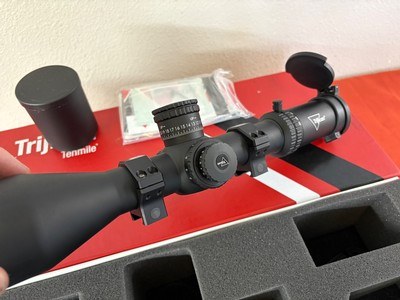 TRIJICON RIFLE SCOPE 4.5-30x56mm TENMILE RED/GREEN MOA PRECISION TREE - Image 4 of 14
