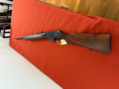 WINCHESTER MODEL 1907 SELFLOADER RIFLE 351 ~ MADE 1942 ~ - Image 4 of 24