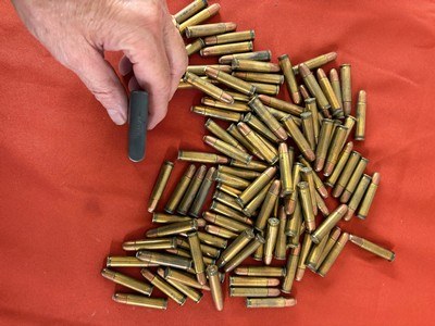 WINCHESTER MODEL 1907 FACTORY MAGAZINE & 108 ROUNDS 351 SL AMMO - Image 3 of 6