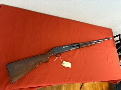 REMINGTON MODEL 141 PUMP ACTION TAKEDOWN RIFLE 35 REM