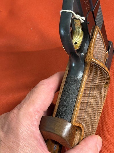 HIGH STANDARD SUPERMATIC TROPHY SEMI AUTO PISTOL 22LR - Image 11 of 13