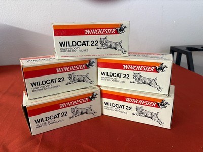 VINTAGE
WINCHESTER WILDCAT 22L.R. AMMO
VINTAGE WITH BOBCAT
500 RDS