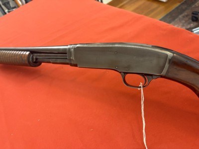 WINCHESTER MODEL 42 PUMP ACTION TAKEDOWN SHOTGUN 410 GA - Image 3 of 16