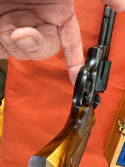 SMITH & WESSON MODEL 48-3 REVOLVER WITH PRESENTATION CASE 22 MAGNUM 8 3/8