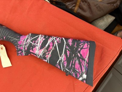STEVENS MODEL 320 CAMO PUMP ACTION 20 GAUGE SHOTGUN - Image 5 of 9