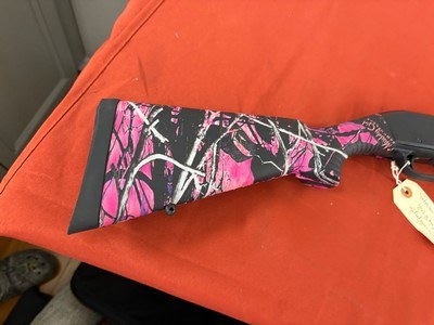 STEVENS MODEL 320 CAMO PUMP ACTION 20 GAUGE SHOTGUN - Image 3 of 9