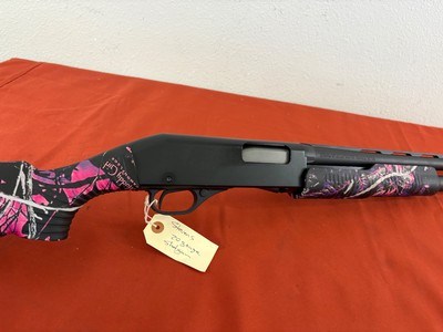 STEVENS MODEL 320 CAMO PUMP ACTION 20 GAUGE SHOTGUN - Image 2 of 9