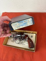 SMITH & WESSON MODEL 60 FIRST RUN PRODUCTION BRIGHT STAINLESS STEEL 38 SPL 1965-66 - 11 of 11