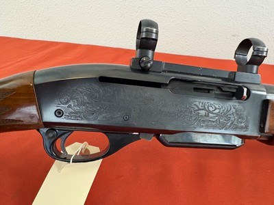 REMINGTON MODEL 7400 SEMI AUTO CARBINE 30-06 ~ ENGRAVED GAME SCENE ~ - Image 3 of 18