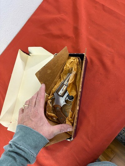 SMITH & WESSON MODEL 60 STAINLESS REVOLVER 38 SPECIAL - Image 13 of 13