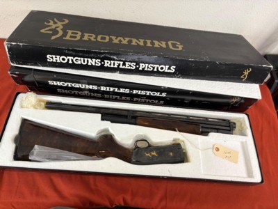 BROWNING MODEL 12 HIGH GRADE ENGRAVED 20 GAUGE SHOTGUN - Image 1 of 15