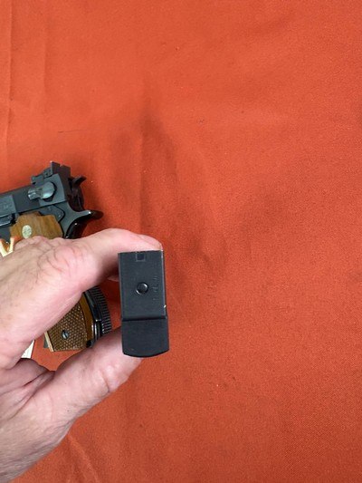 SMITH & WESSON MODEL 52-2 SEMI AUTO PISTOL 38 WADCUTTER - Image 12 of 12