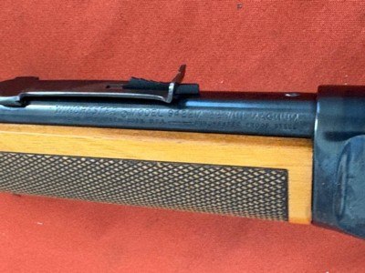 WINCHESTER MODEL 9422M LEVER ACTION 22 MAGNUM RIFLE - Image 15 of 19