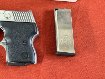 NORTH AMERICAN ARMS GUARDIAN 32 ACP ~ CONCEAL CARRY GUN ~ - Image 4 of 9