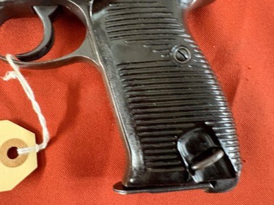 WWll GERMAN NAZI P38 SEMI AUTO PISTOL 9MM WALTHER AC42 - Image 6 of 19