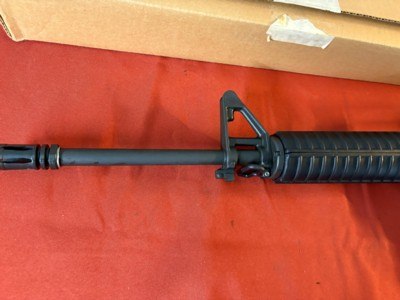 COLT MODEL AR6450 AR-15 SEMI AUTO RIFLE 9MM COMES WITH BOX & ACCESSORIES - Image 8 of 17