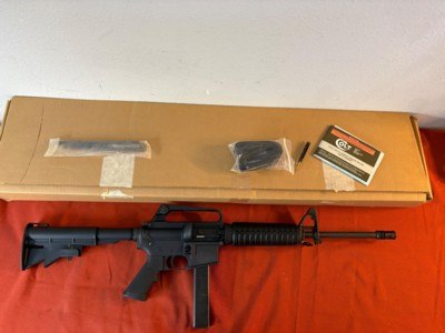 COLT MODEL AR6450 AR-15 SEMI AUTO RIFLE 9MM COMES WITH BOX & ACCESSORIES - Image 3 of 17