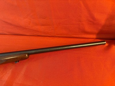 WINCHESTER MODEL 70 PRE 64 HEAVY BARREL VARMINT 243 WIN ~ MADE 1960 ~ - Image 5 of 16