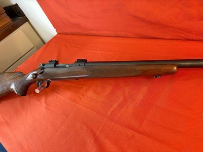 WINCHESTER MODEL 70 PRE 64 HEAVY BARREL VARMINT 243 WIN ~ MADE 1960 ~ - Image 3 of 16