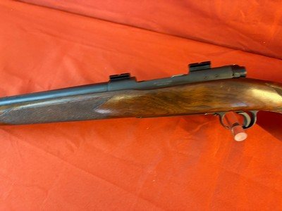 WINCHESTER MODEL 70 PRE 64 HEAVY BARREL VARMINT 243 WIN ~ MADE 1960 ~ - Image 9 of 16