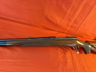 WINCHESTER MODEL 70 SUPER GRADE BOLT ACTION RIFLE ~ MADE 1954 ~ - Image 9 of 22