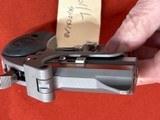 BOND ARMS ROUGHNECK DERRINGER 38SPL / 357 MAGNUM - Image 4 of 6