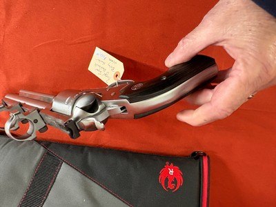 RUGER NEW MODEL HUNTER SUPER BLACKHAWK BISLEY REVOLVER 44 MAGNUM - Image 9 of 13