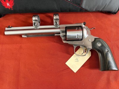 RUGER NEW MODEL HUNTER SUPER BLACKHAWK BISLEY REVOLVER 44 MAGNUM - Image 3 of 13