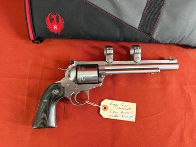 RUGER NEW MODEL HUNTER SUPER BLACKHAWK BISLEY REVOLVER 44 MAGNUM - Image 2 of 13