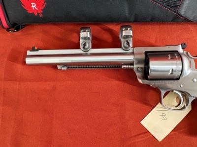 RUGER NEW MODEL HUNTER SUPER BLACKHAWK BISLEY REVOLVER 44 MAGNUM - Image 6 of 13