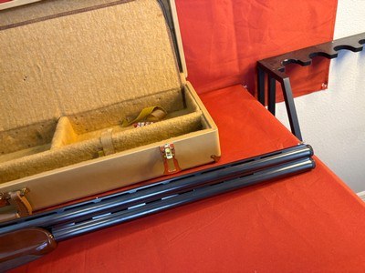 WINCHESTER XTR PIGEON GRADE OVER / UNDER 12 GAUGE SHOTGUN - Image 9 of 24