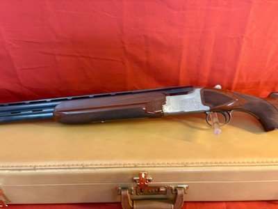 WINCHESTER XTR PIGEON GRADE OVER / UNDER 12 GAUGE SHOTGUN - Image 12 of 24