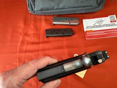 KIMBER ~ CUSTOM LIGHTWETGHT ~ 1911 SEMI AUTO PISTOL 45ACP - Image 6 of 12