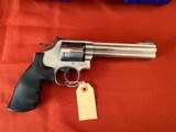 SMITH & WESSON MODEL 617-1 STAINLESS REVOLVER 22LR - Image 3 of 10