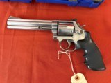 SMITH & WESSON MODEL 686-4 STAINLESS REVOLVER 357 MAGNUM - Image 4 of 15