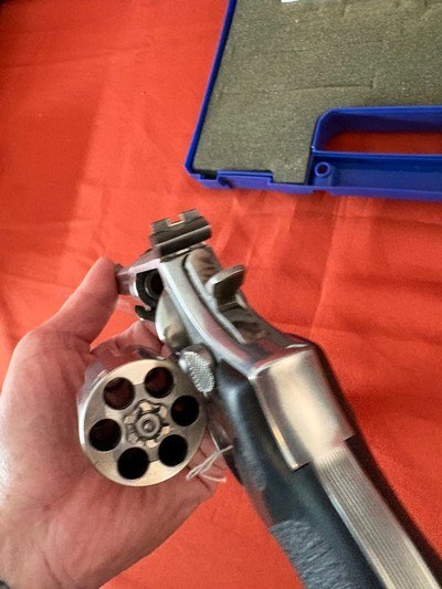 SMITH & WESSON MODEL 686-4 STAINLESS REVOLVER 357 MAGNUM - Image 14 of 15