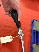 SMITH & WESSON MODEL 686-4 STAINLESS REVOLVER 357 MAGNUM - Image 8 of 15