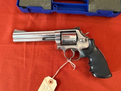 SMITH & WESSON MODEL 686-4 STAINLESS REVOLVER 357 MAGNUM - Image 1 of 15