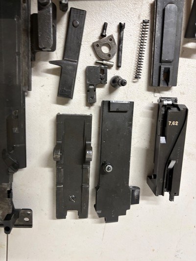 MILITARY BROWNING MODEL 1919 MACHINE GUN PARTS KIT ~ MAKE AN OFFER ~ - Image 3 of 10
