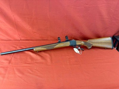 RUGER NO 1 VARMINT HEAVY BARREL SINGLE SHOT RIFLE 22-250 - Image 7 of 13