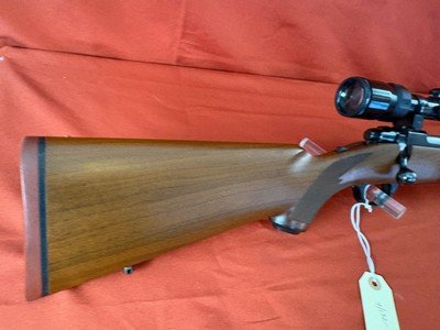 EARLY ~ RUGER MODEL M77 BOLT ACTION RIFLE 300 WIN MAGNUM ~ RED PAD ~ TANG SAFTY ~ - Image 6 of 13