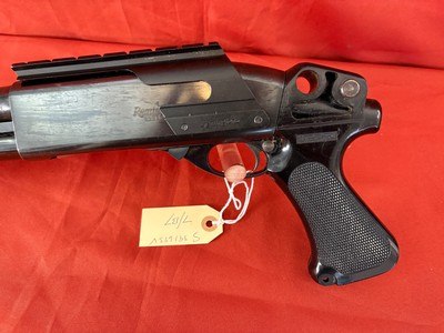 REMINGTON MODEL 870 PUMP ACTION 12 GA POLICE RIOT SHOTGUN - Image 9 of 13