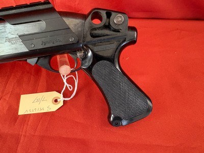 REMINGTON MODEL 870 PUMP ACTION 12 GA POLICE RIOT SHOTGUN - Image 11 of 13