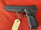 BROWNING DOUBLE ACTION BDM SEMI AUTO PISTOL 9MM - Image 2 of 11